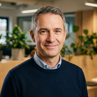 James Mitchell, Director Ejecutivo de Rumbo Inverenza